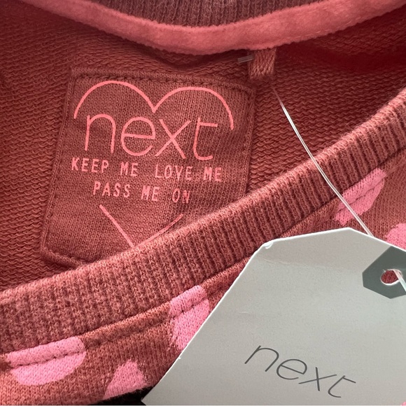 Next official size 5-6 girls 2 piece sweat suit - Picture 6 of 6